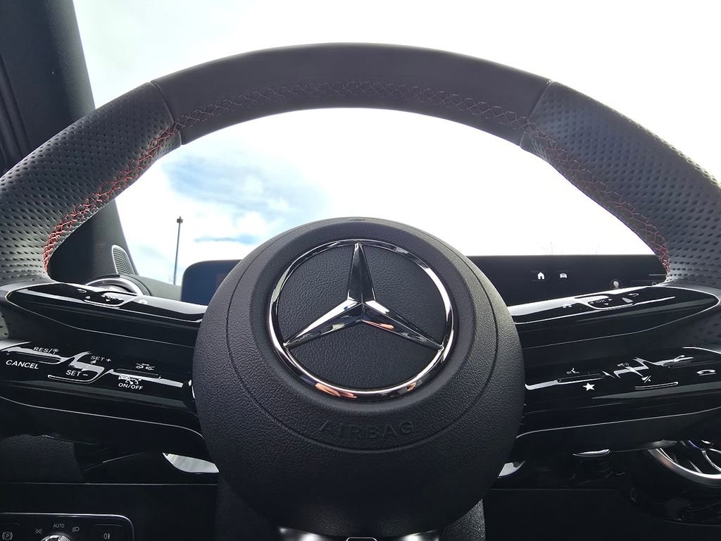 Used 2026 Mercedes-Benz GLA 250 4MATIC image 26