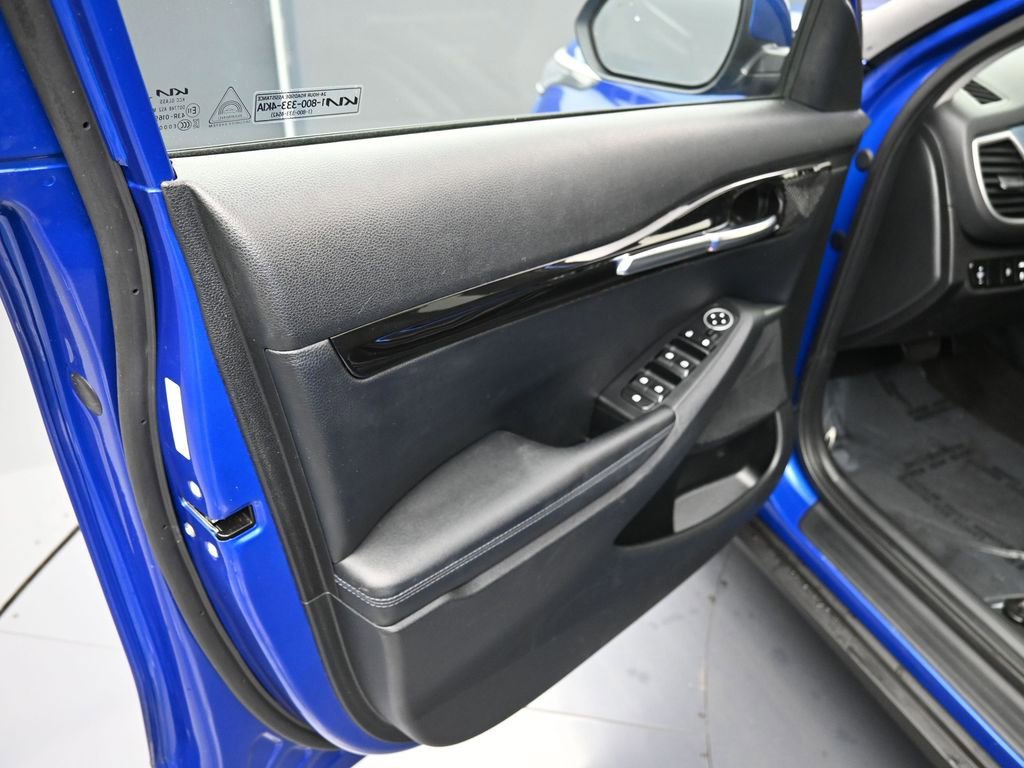 Used 2023 Kia Seltos S FWD image 12