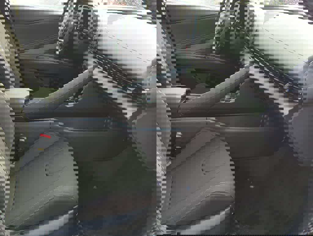 New 2026 Hyundai Elantra SEL Sport Premium image 24