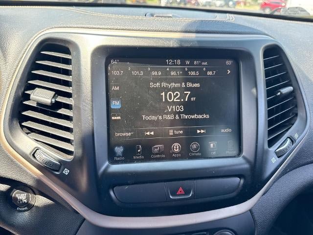 Used 2016 Jeep Cherokee Latitude w/ Comfort/Convenience Group AWD/4WD image 13