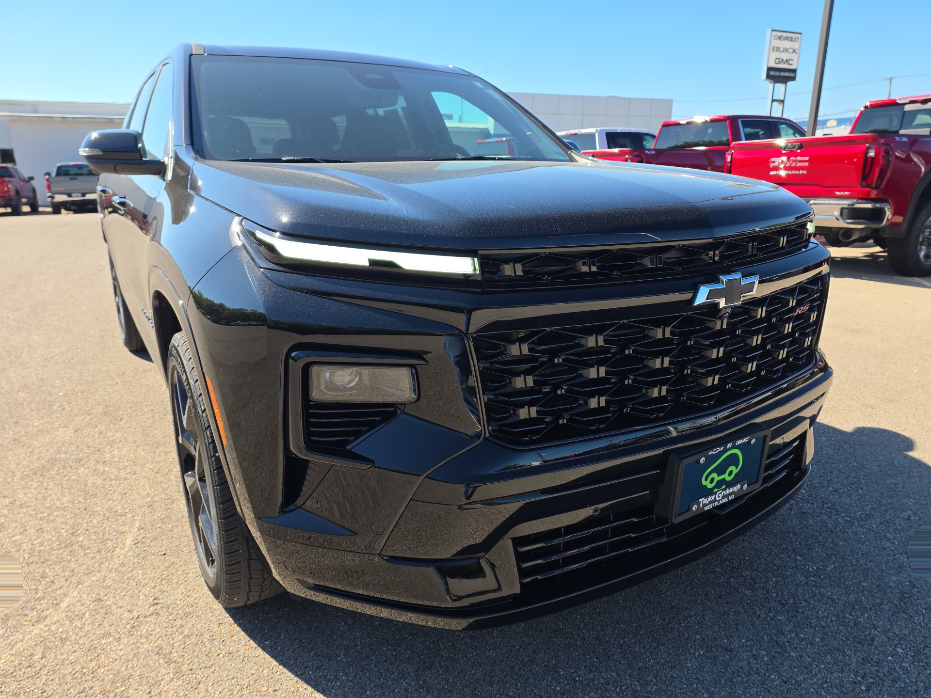 Used 2026 Chevrolet Traverse RS FWD image 11