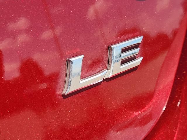 Used 2015 Toyota Camry LE FWD image 7