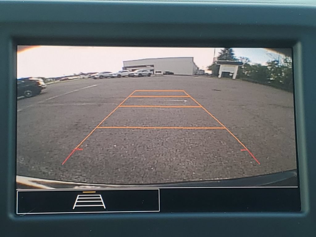 Used 2023 Chevrolet Equinox LT AWD/4WD image 18