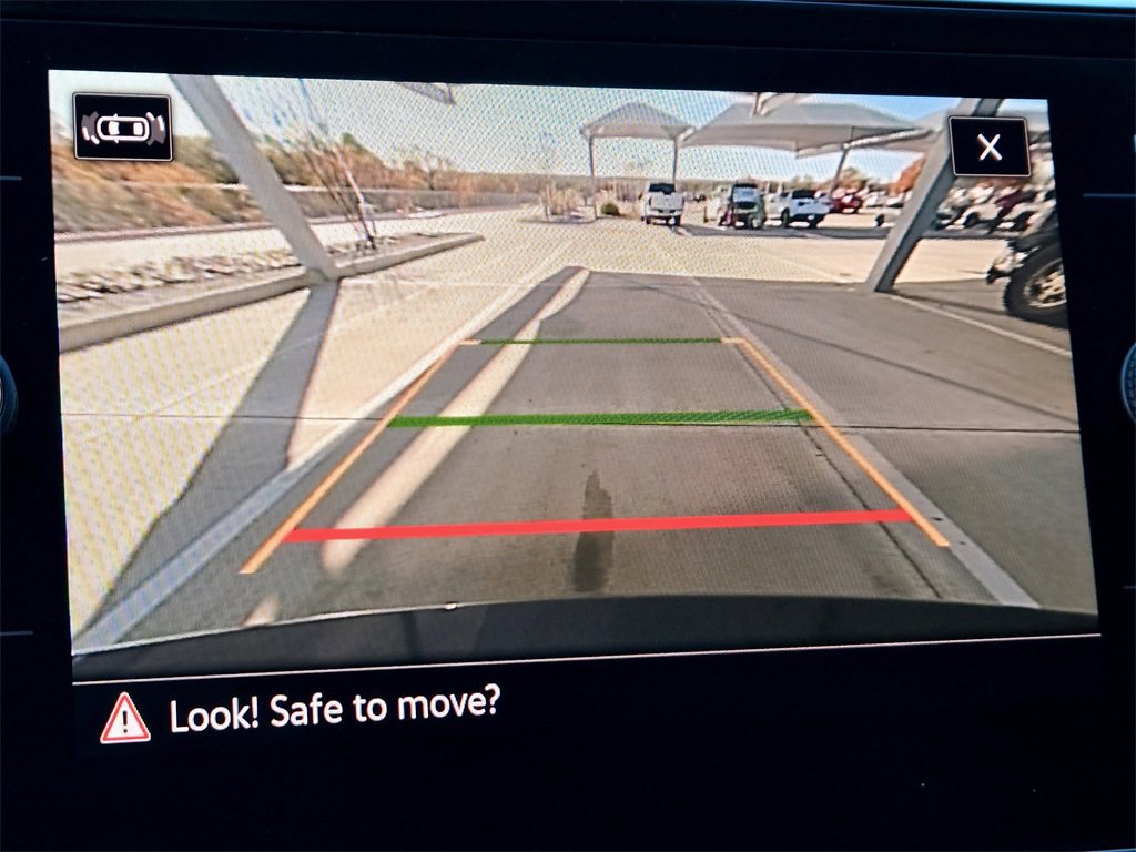 Used 2022 Volkswagen Tiguan SEL R-Line image 19