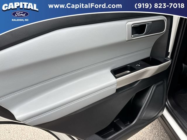 Certified 2023 Ford Explorer XLT w/ Equipment Group 202A AWD/4WD image 17
