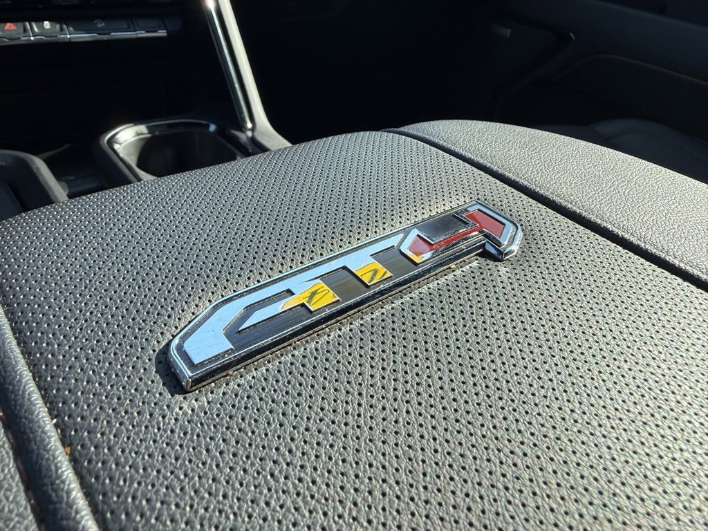 Used 2024 GMC Sierra 2500 AT4 w/ AT4 Preferred Package image 37