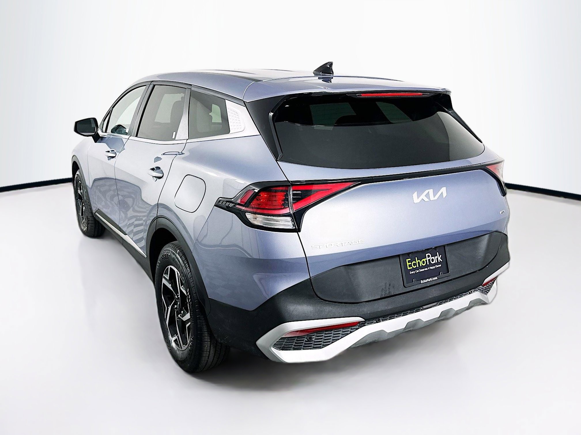 Used 2025 Kia Sportage LX image 5