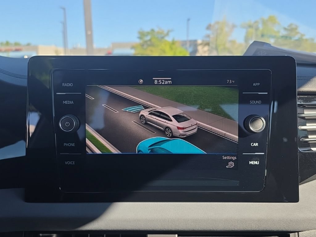 New 2027 Volkswagen Jetta SE FWD image 18
