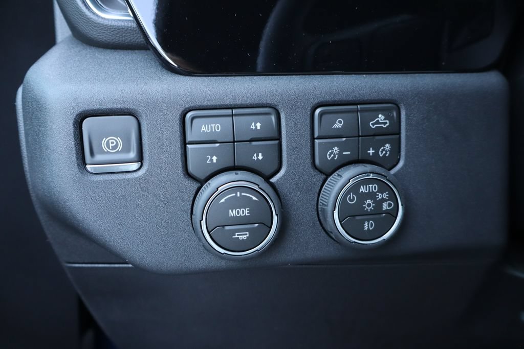 New 2026 Chevrolet Silverado 3500 LTZ w/ LTZ Plus Package AWD/4WD image 16