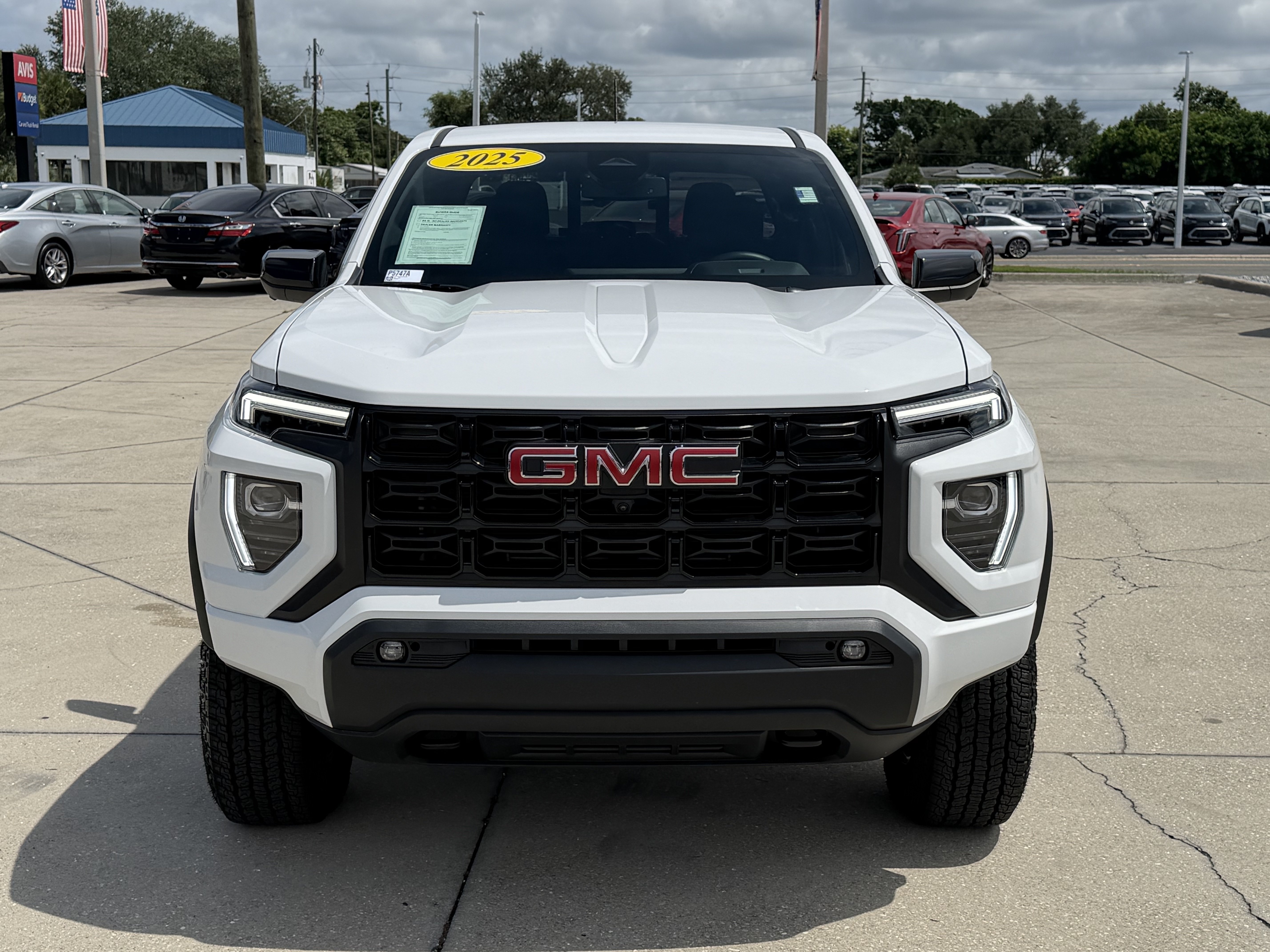 Used 2025 GMC Canyon Elevation w/ Convenience Package RWD image 8