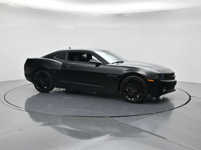 Used 2013 Chevrolet Camaro LS RWD image 3