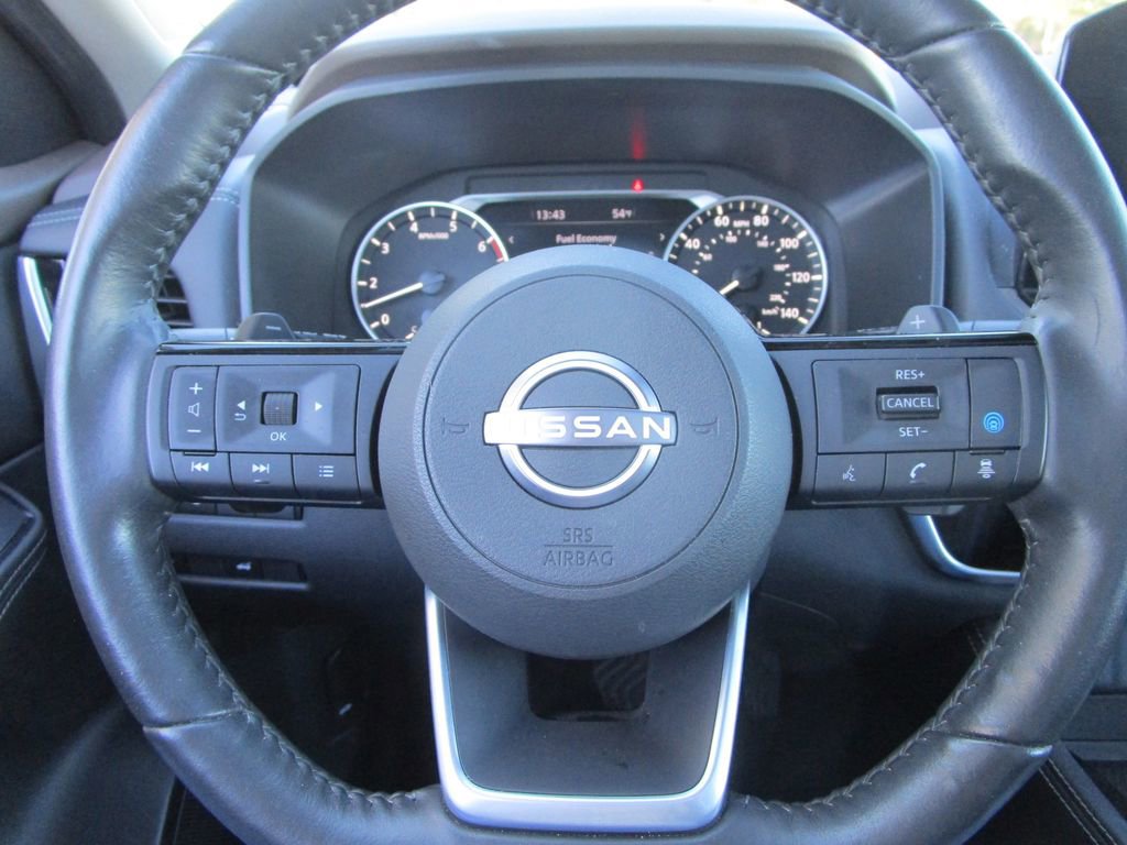 Used 2023 Nissan Rogue SL w/ SL Premium Package image 30