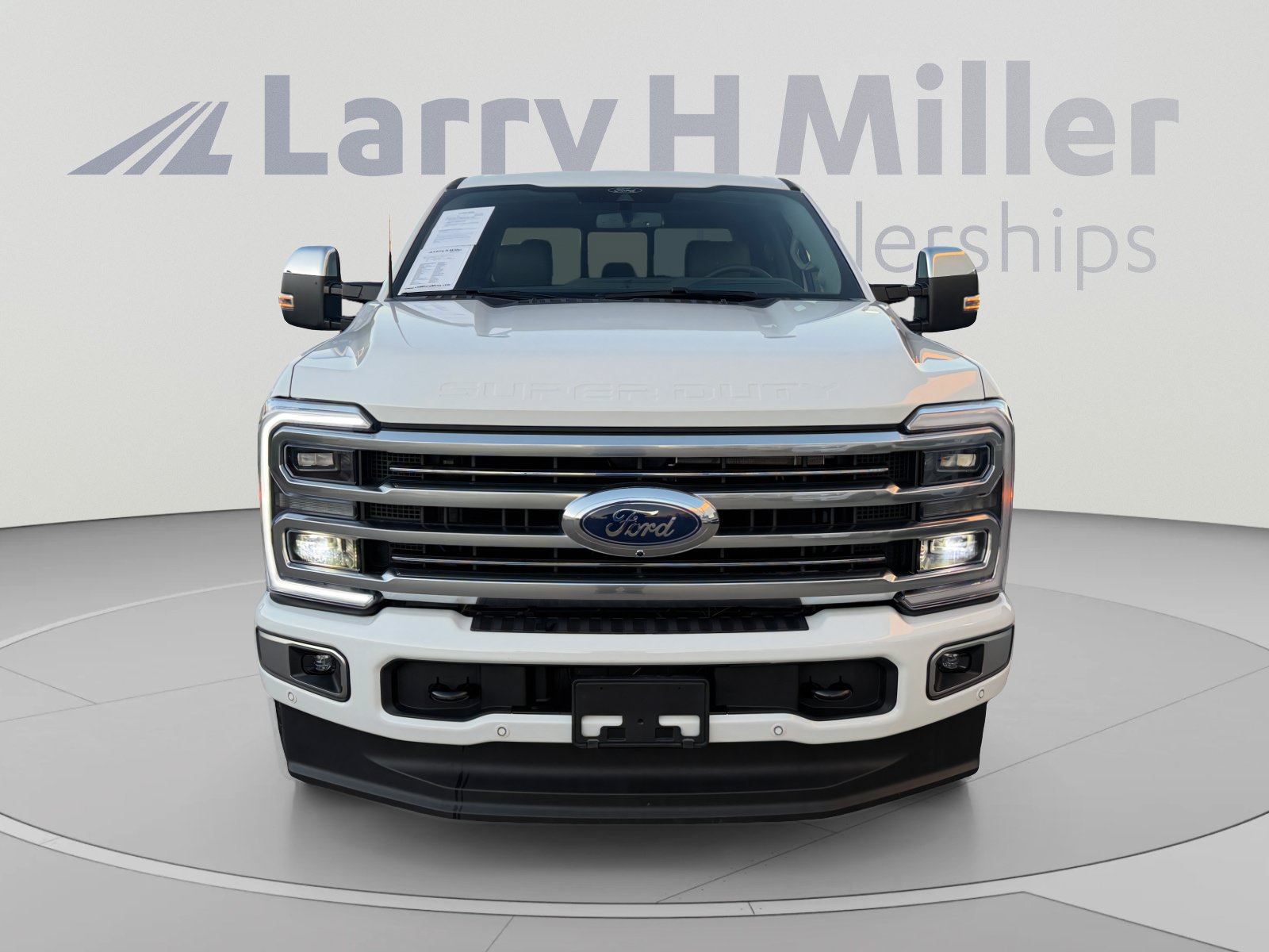 Used 2026 Ford F250 Platinum w/ Platinum Plus Package AWD/4WD image 8