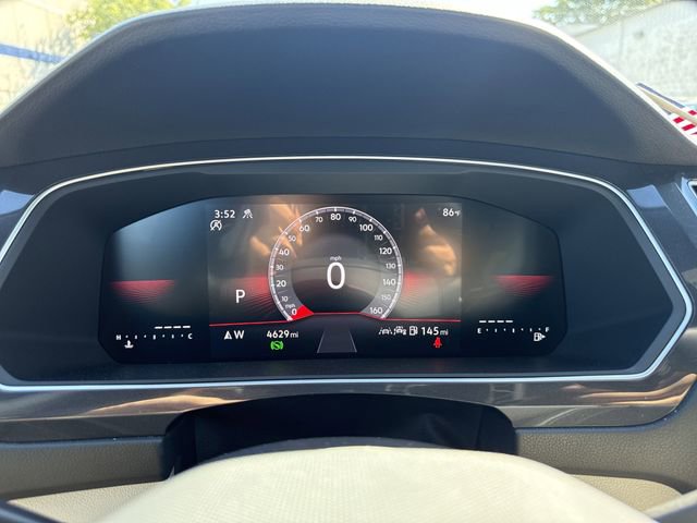 Used 2024 Volkswagen Tiguan SE R-Line image 19