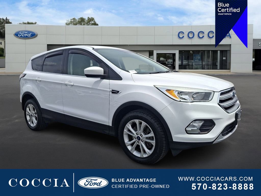 Certified 2017 Ford Escape SE AWD/4WD image 3