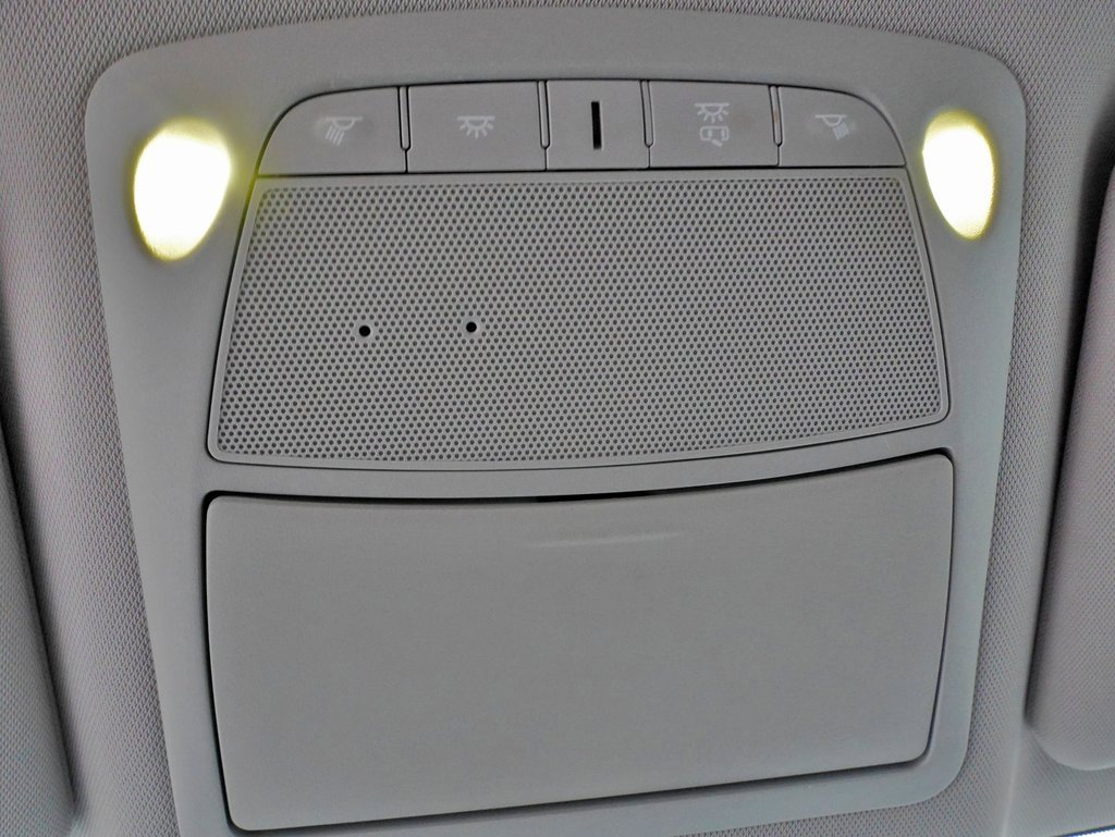 Used 2020 Nissan Rogue SV image 31