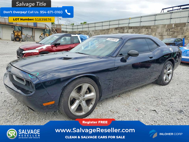 Used 2012 Dodge Challenger SXT Plus RWD image 1