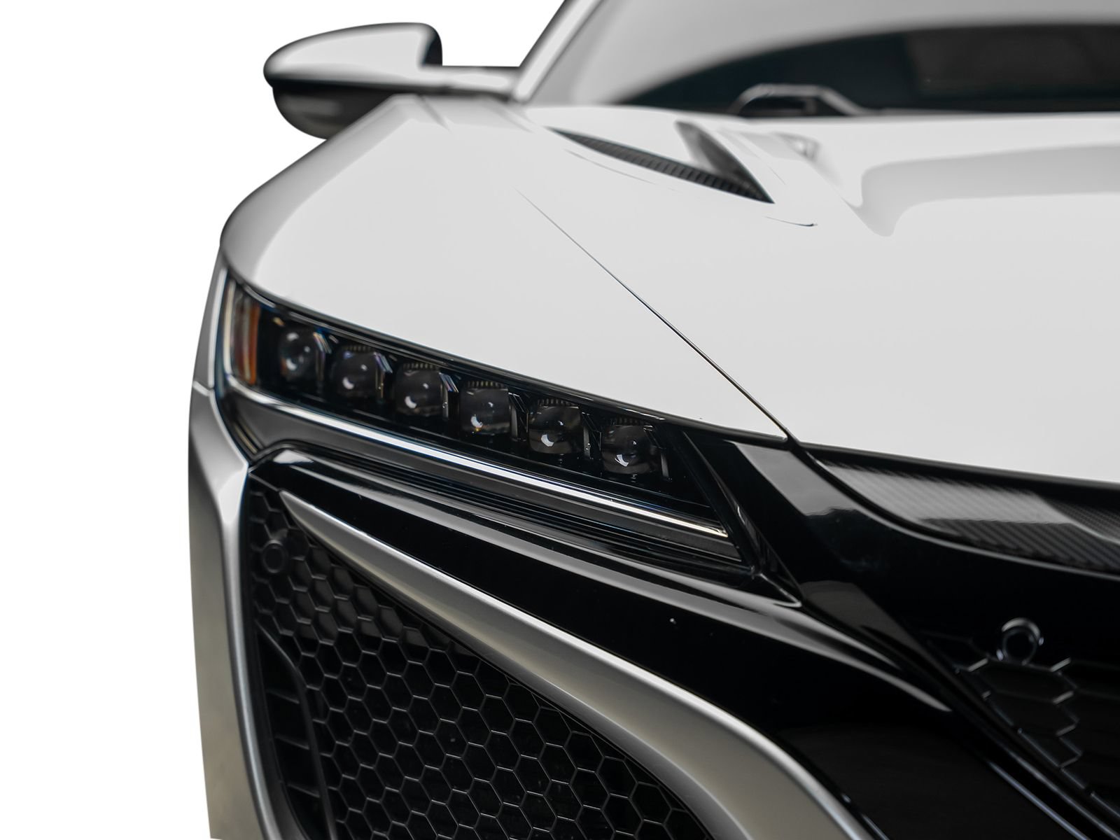 Used 2017 Acura NSX AWD/4WD image 3