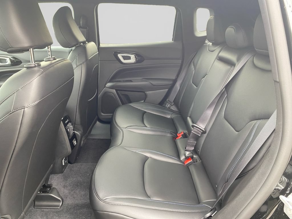 New 2026 Jeep Compass Limited AWD/4WD image 19