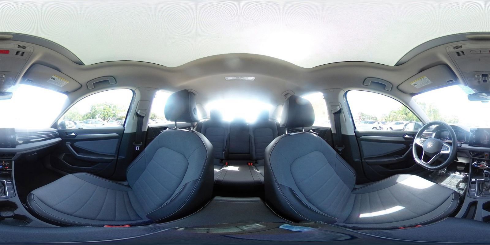 Used 2025 Volkswagen Jetta SE image 44