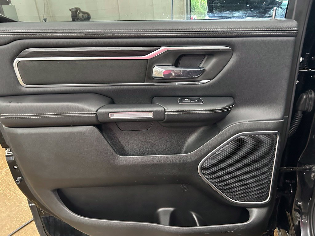 Used 2023 RAM 1500 Laramie AWD/4WD image 24