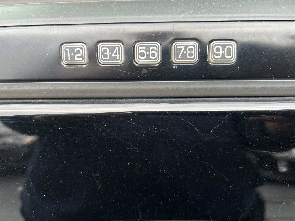 Used 2017 Ford Expedition EL XLT w/ Equipment Group 202A image 21