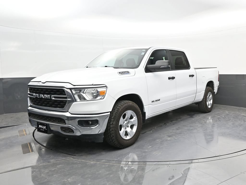 Used 2023 RAM 1500 Lone Star AWD/4WD image 3