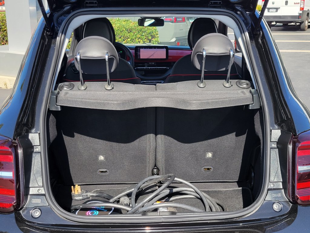 Used 2024 FIAT 500 e (RED) FWD image 21