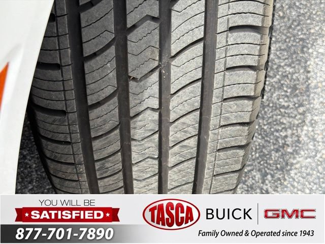 Used 2022 Buick Enclave Premium AWD/4WD image 12
