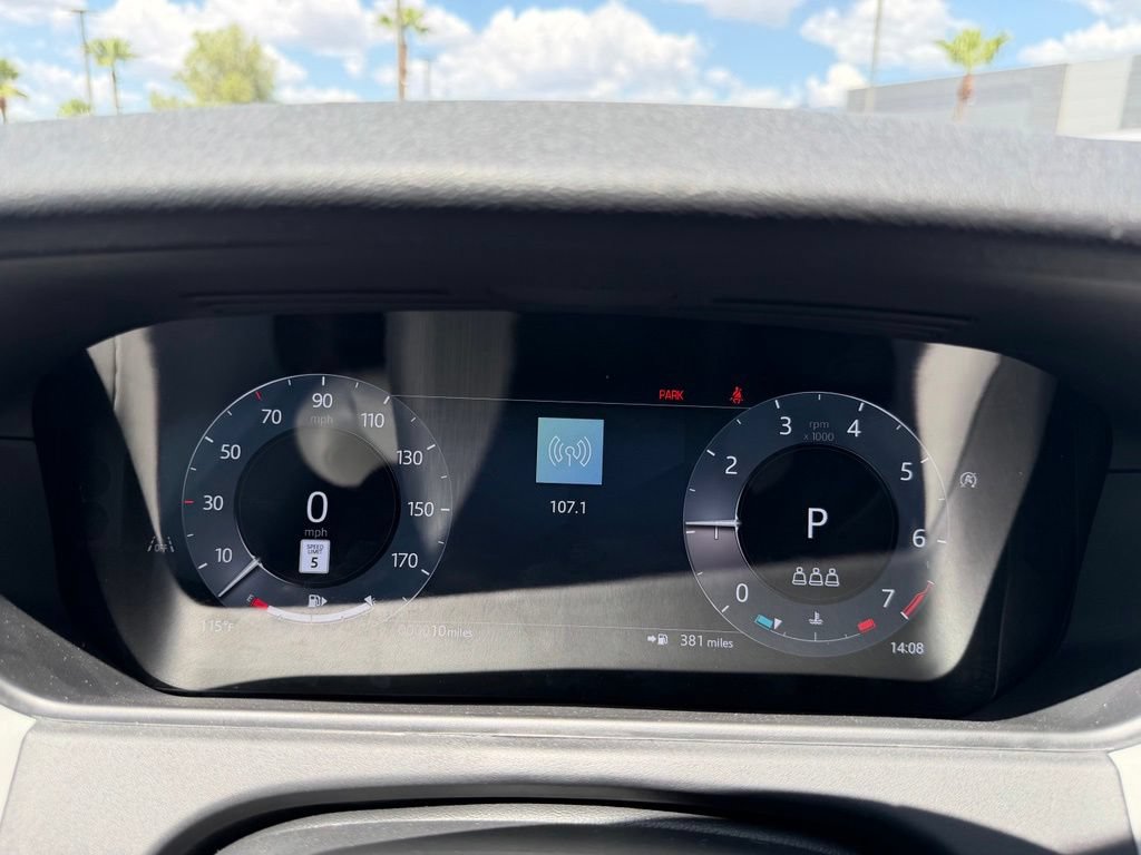 New 2026 Land Rover Range Rover Velar S AWD/4WD image 14