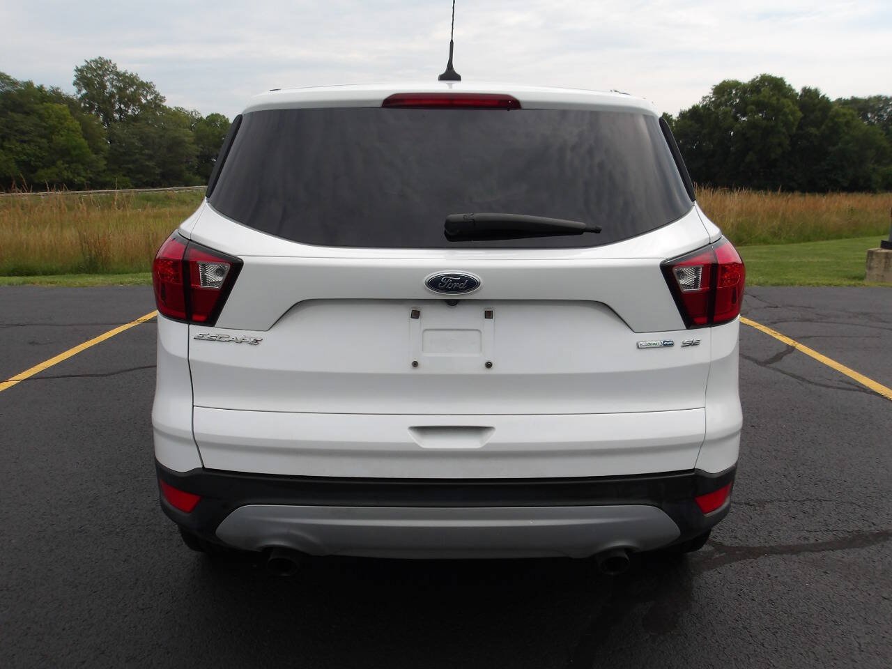 Used 2019 Ford Escape SE AWD/4WD image 4