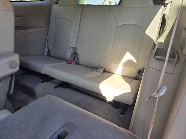Used 2015 Buick Enclave Leather FWD image 10
