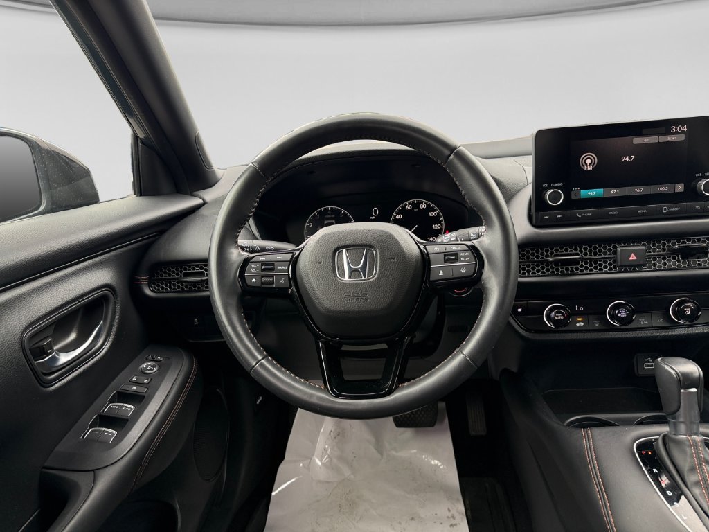 Used 2025 Honda HR-V Sport image 14