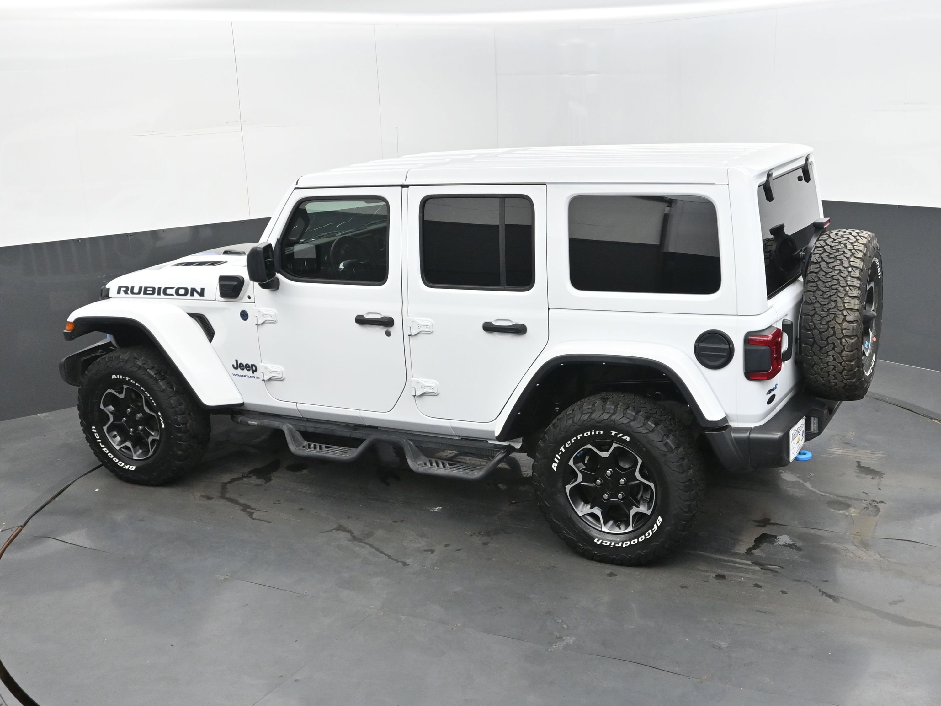 Used 2023 Jeep Wrangler Unlimited Rubicon 4xe w/ Cold Weather Group image 38