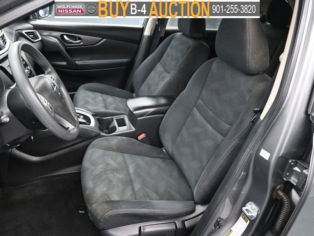 Used 2016 Nissan Rogue S w/ Appearance Package image 18