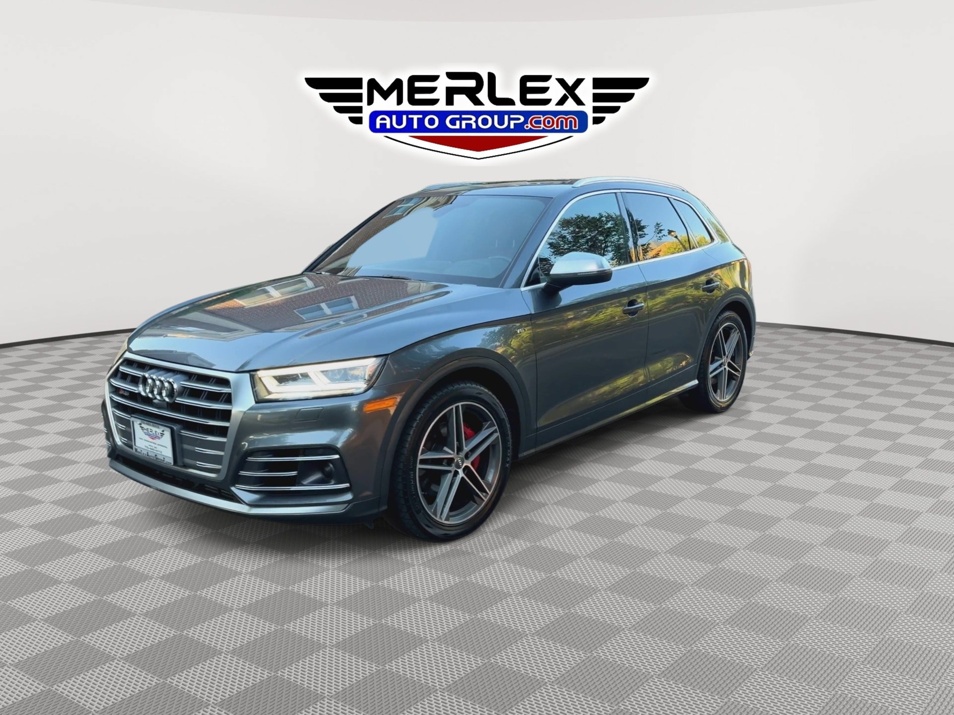Used 2018 Audi SQ5 Prestige AWD/4WD image 4