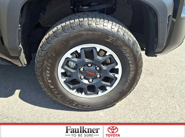 Certified 2024 Toyota Tacoma TRD Off-Road AWD/4WD image 8