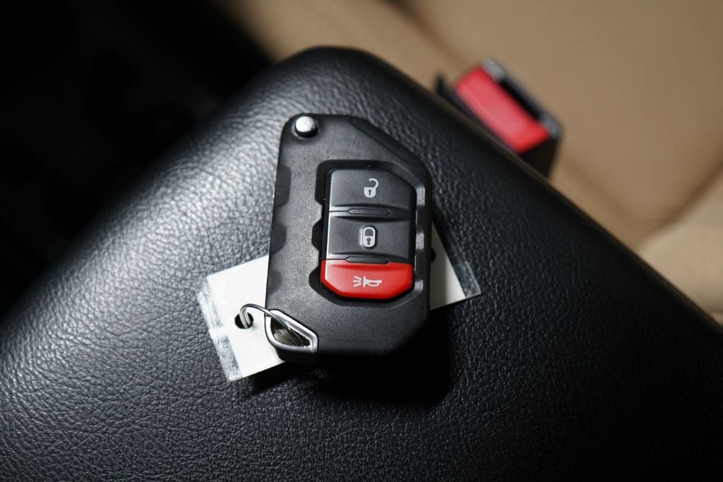 Used 2021 Jeep Wrangler Unlimited Sport AWD/4WD image 21