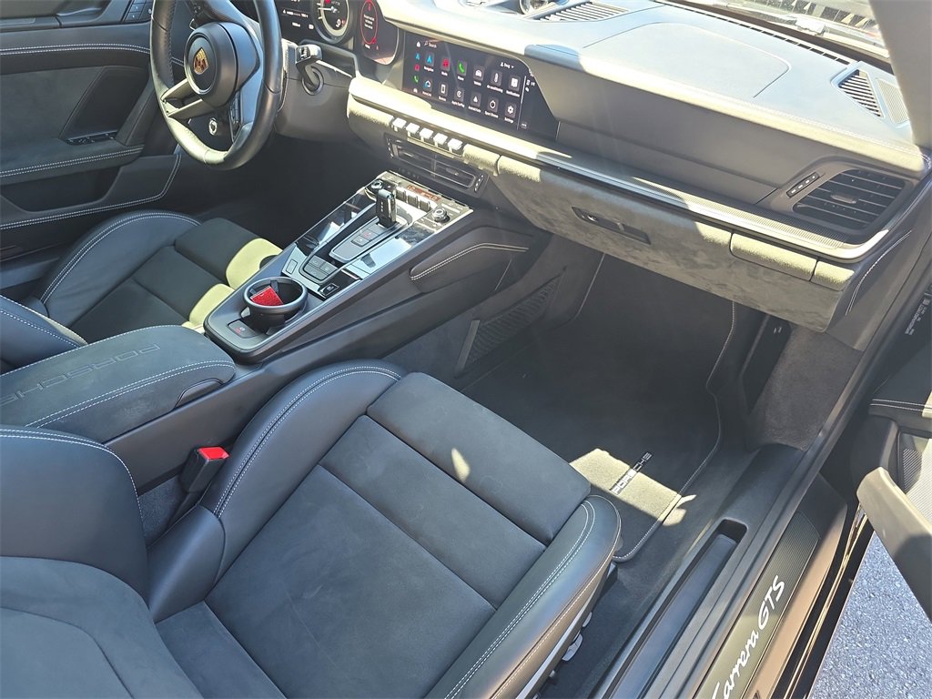 Used 2024 Porsche 911 Carrera GTS image 17