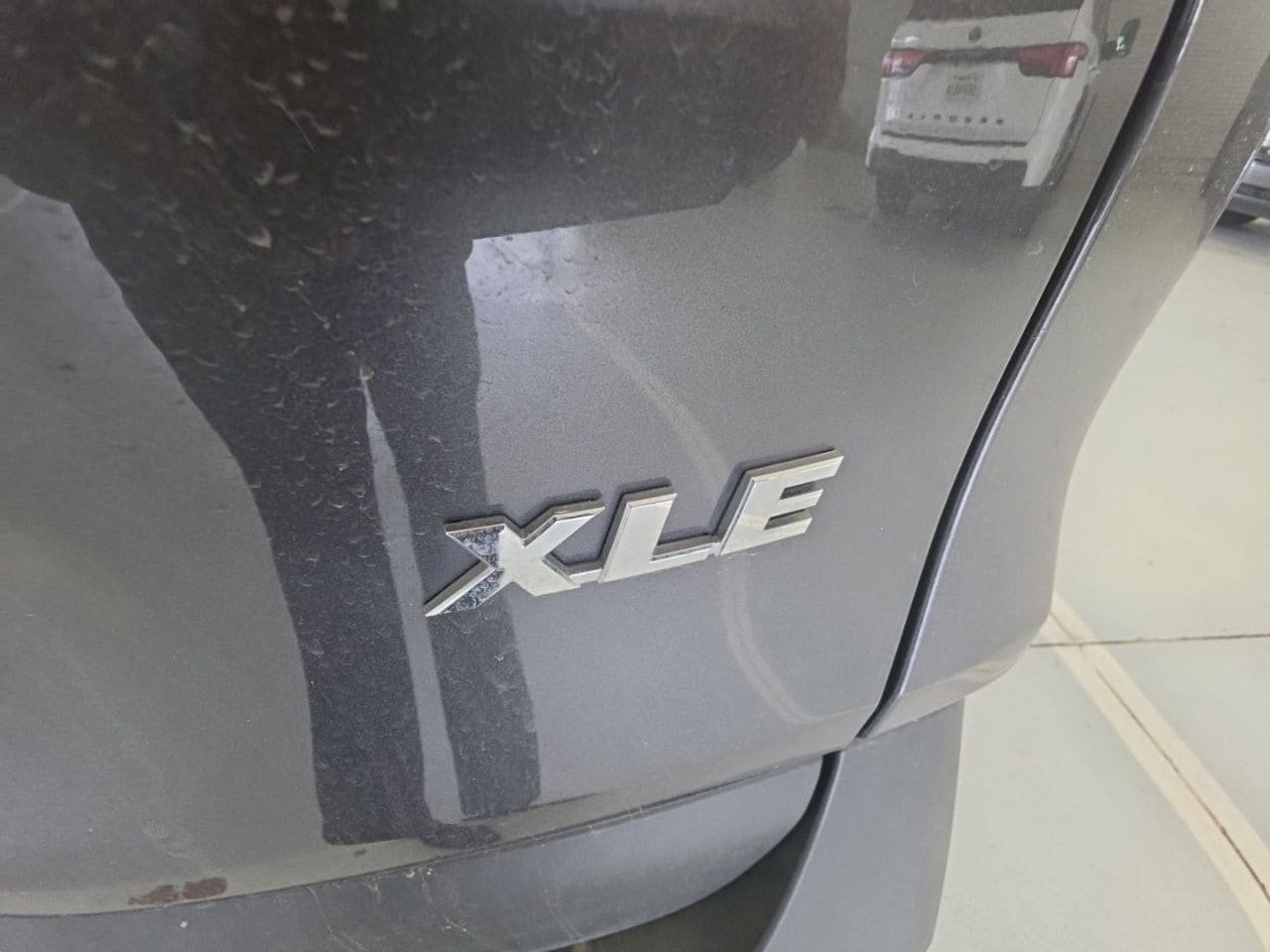 Used 2025 Toyota RAV4 XLE FWD image 7