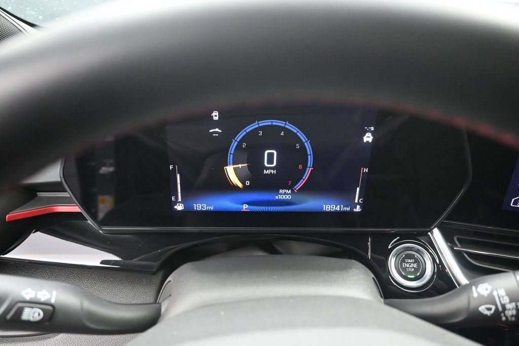 Used 2024 Chevrolet Trax RS w/ Driver Confidence Package FWD image 11