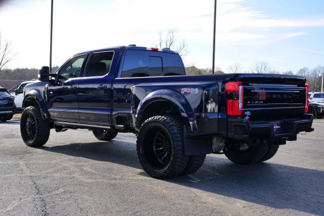 Used 2025 Ford F450 Platinum w/ FX4 Off-Road Package image 7