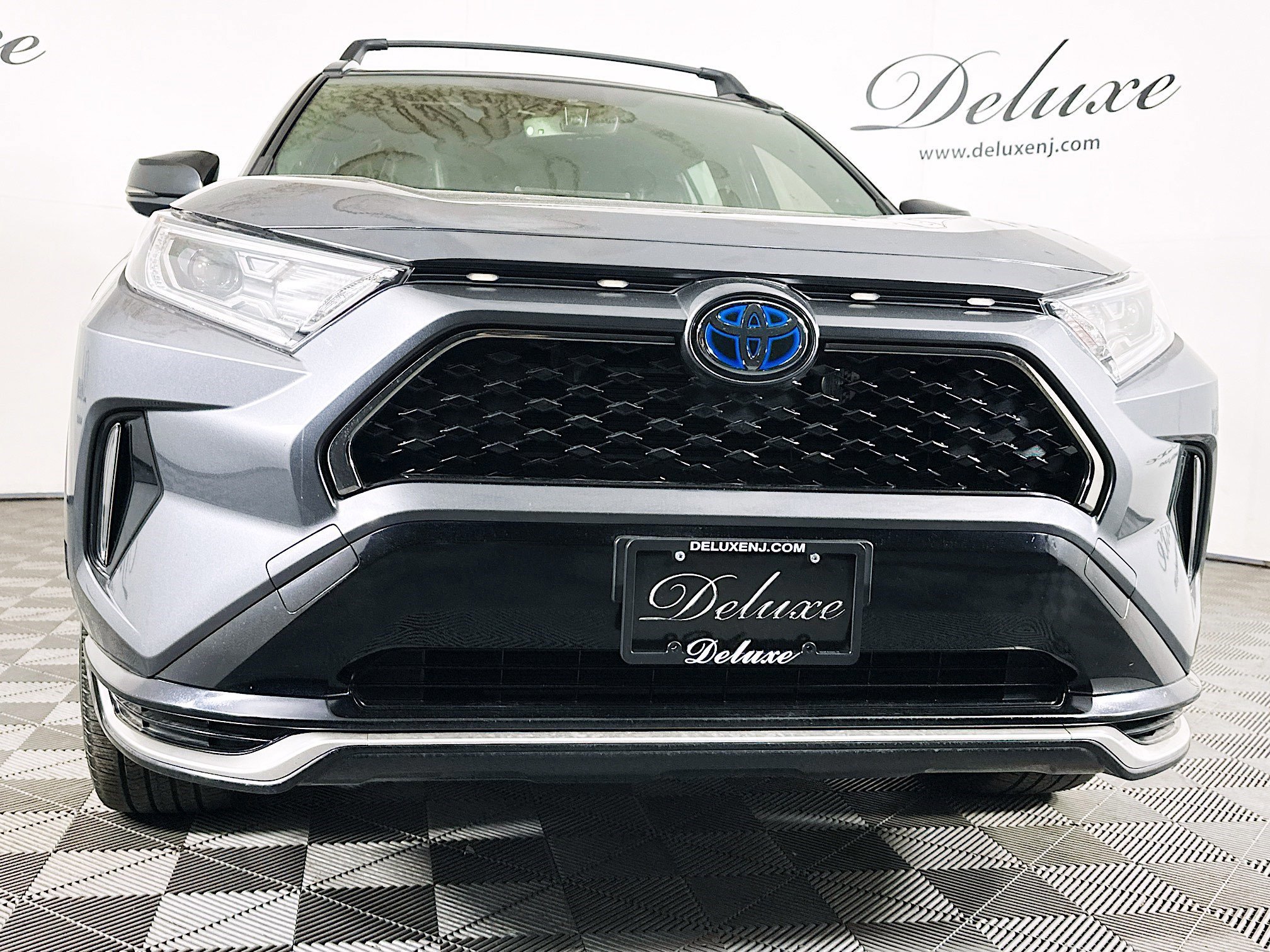 Used 2021 Toyota RAV4 XSE w/ Weather Package AWD/4WD image 33
