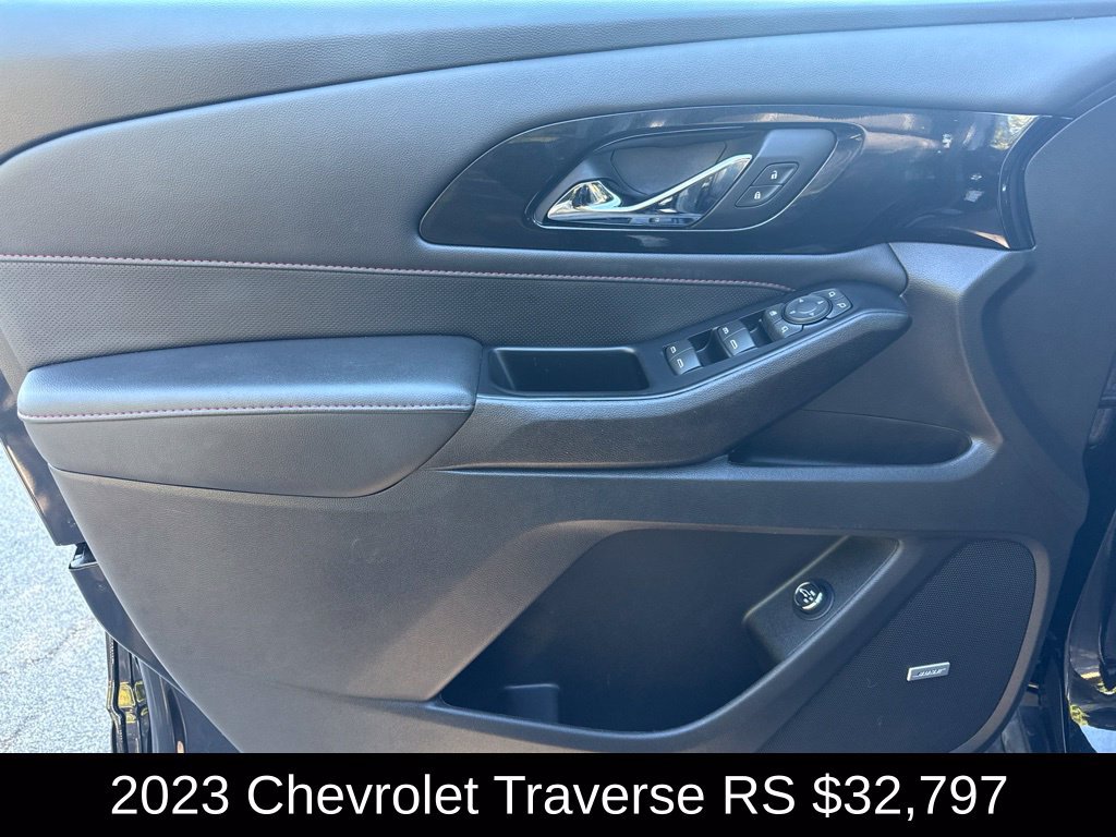 Used 2023 Chevrolet Traverse RS w/ LPO, Floor Liner Package AWD/4WD image 11