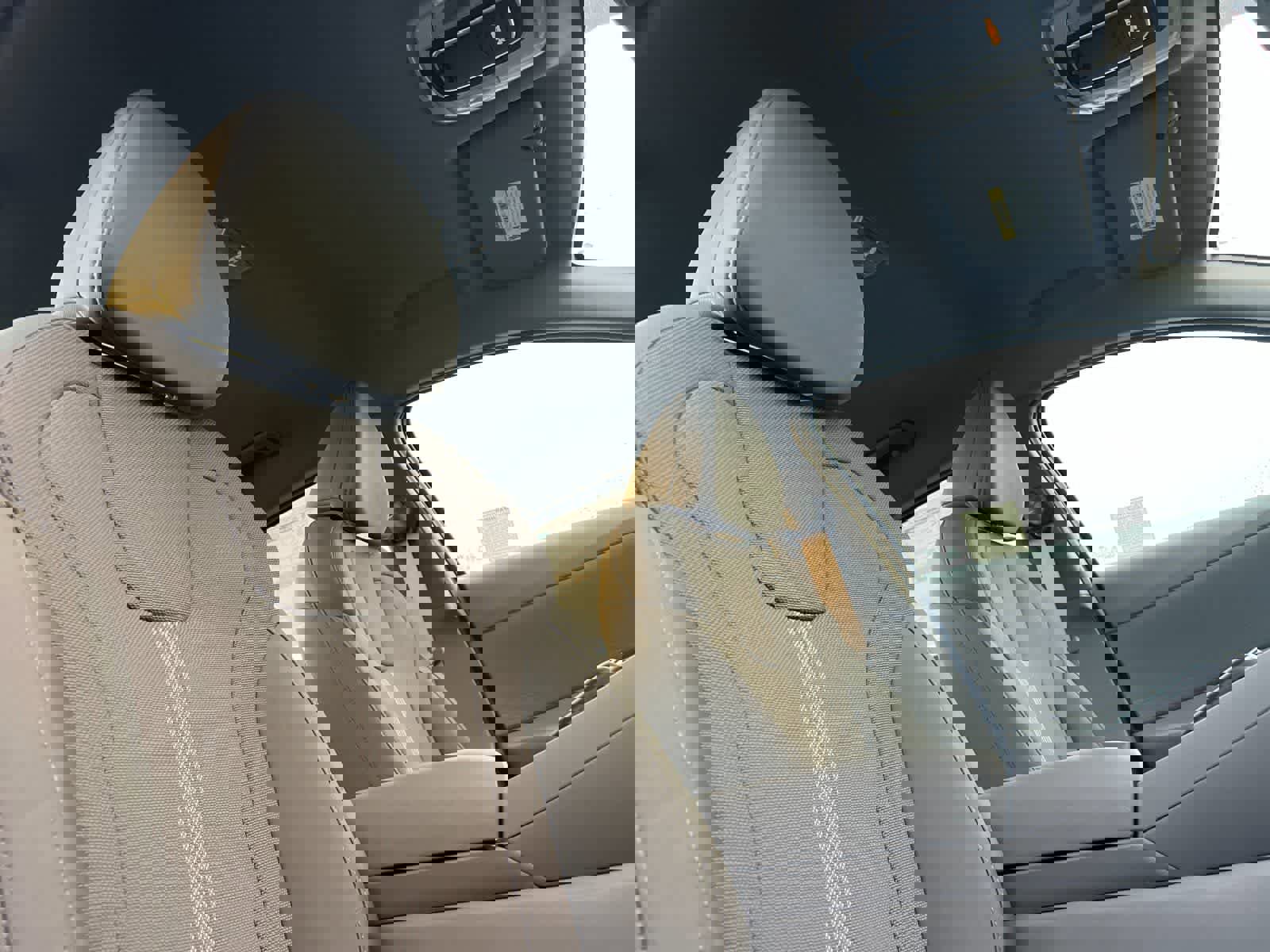 New 2026 Hyundai Elantra SE image 17