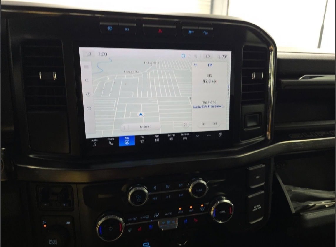 Used 2023 Ford F250 Lariat w/ Sport Appearance Package AWD/4WD image 9