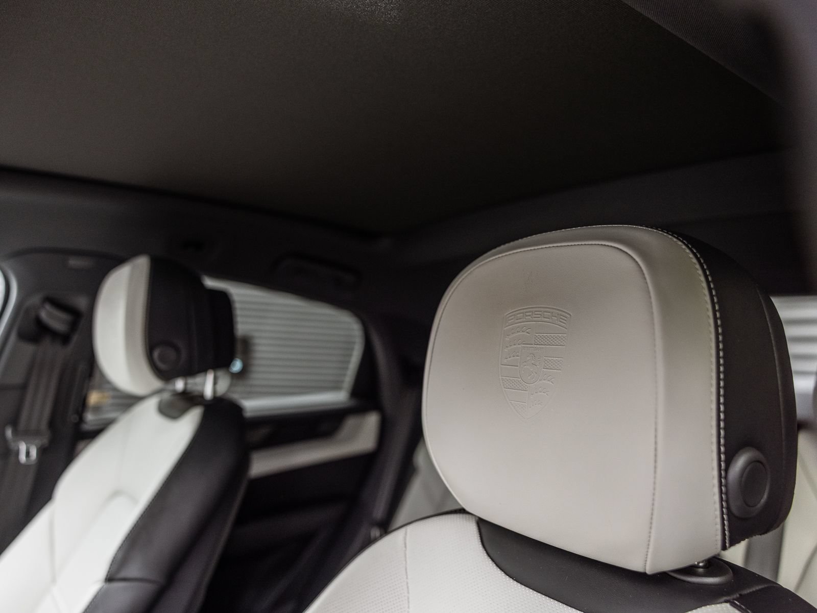 Certified 2025 Porsche Cayenne S AWD/4WD image 17