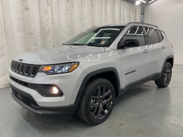 New 2026 Jeep Compass Latitude AWD/4WD image 4