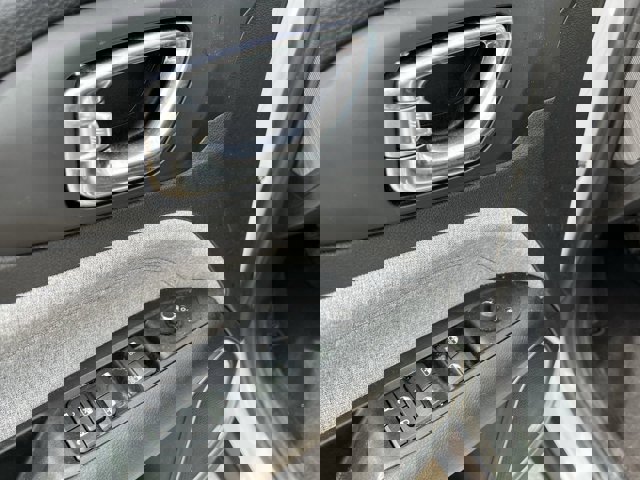 Used 2022 Jeep Compass Latitude w/ Sun and Sound Group image 24