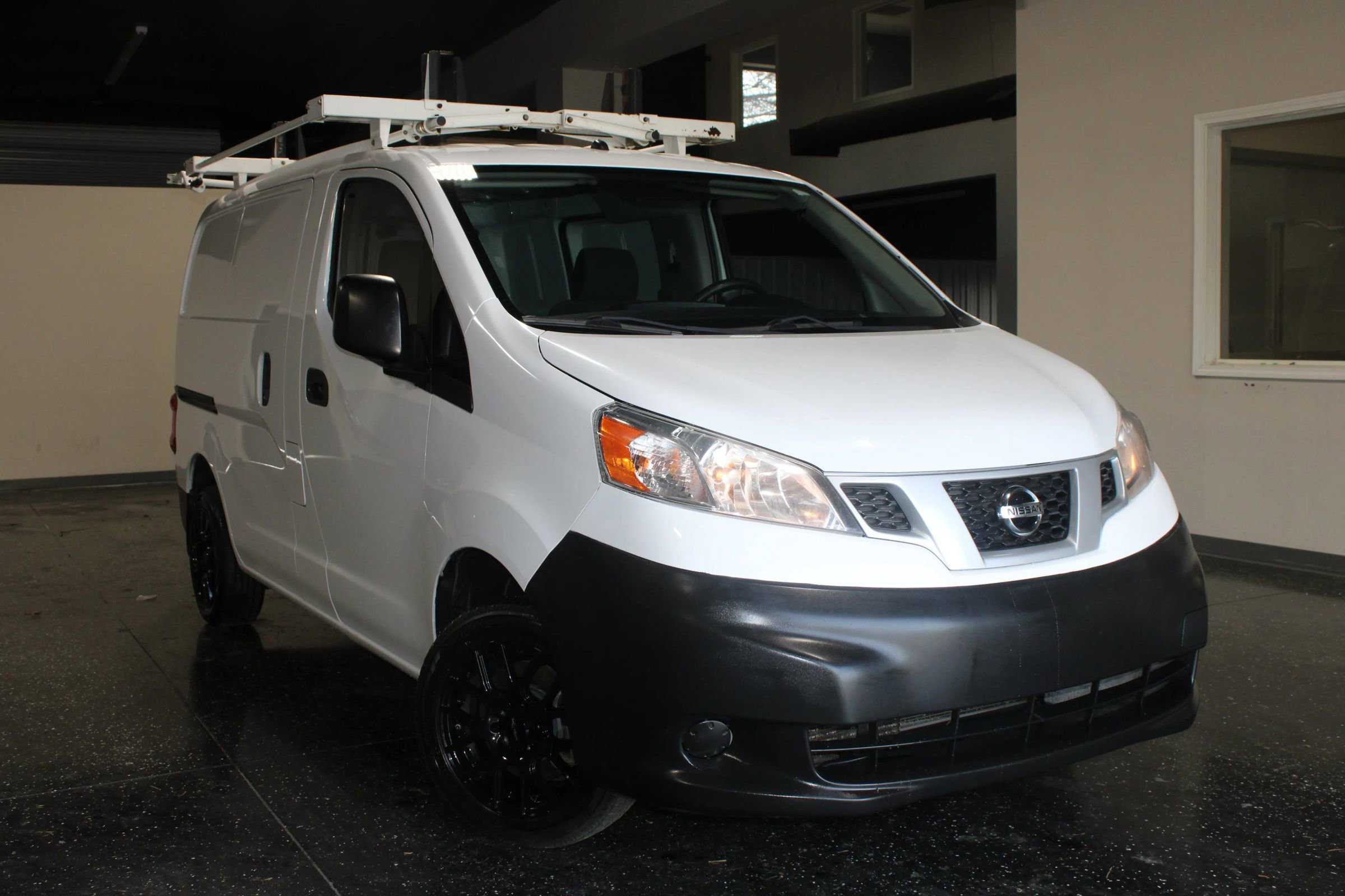 Used 2017 Nissan NV200 S image 32